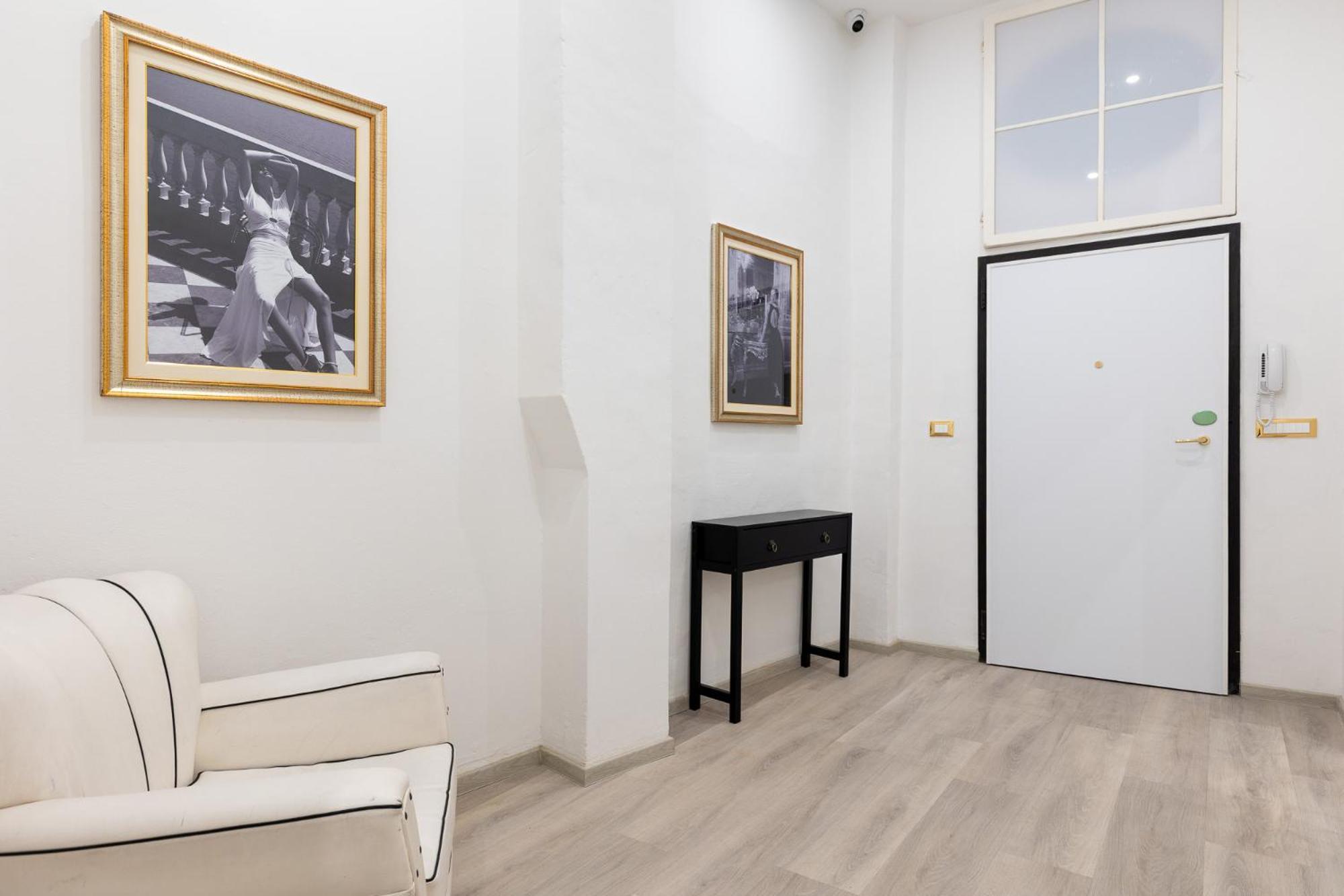 Maison Gil Santucci — Photos 1